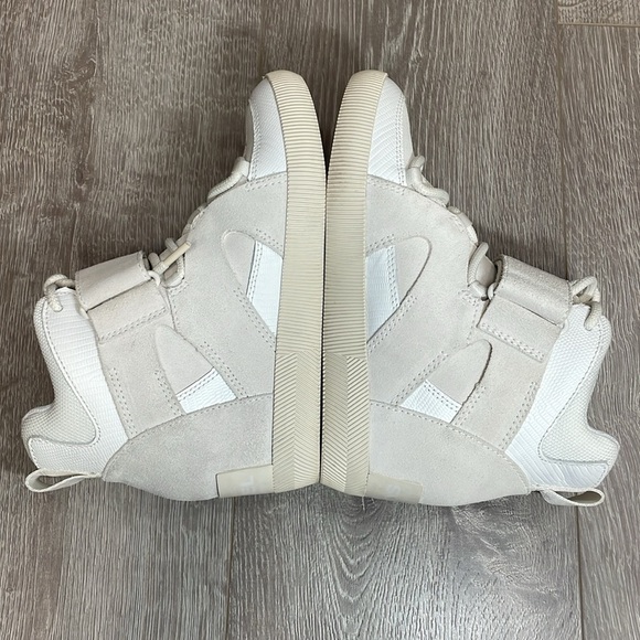 Sorel Out N About White ~ Sea Salt Suede Leather Lace Up Wedge Sneaker Bootie 7 - Picture 6 of 16